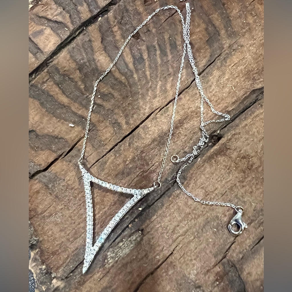 Large Triangular Choker Necklace Zirconia Geometrical Luxurious Dainty Chain 18”
